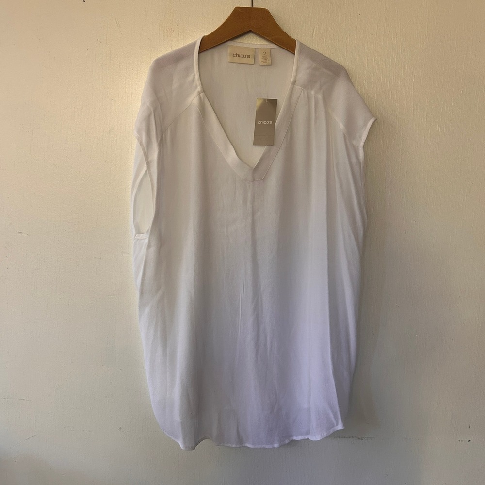 Chicos Top Womens Larger White Langley Essential Layer VNeck Neutral Minimalist